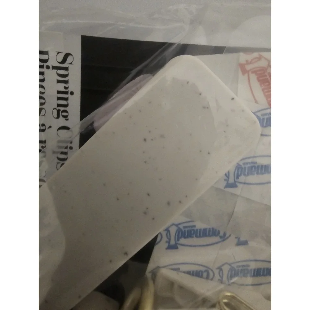 Command Hooks and decorating‎ spring clips set.